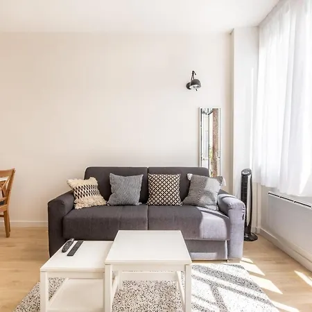 Amazing In Bastille For Up To 6 Guests * Parigi